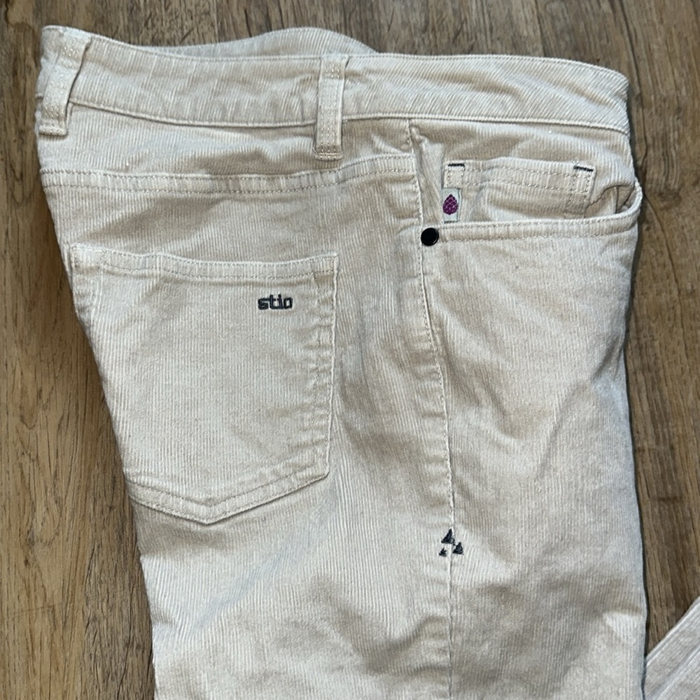 Stio cords